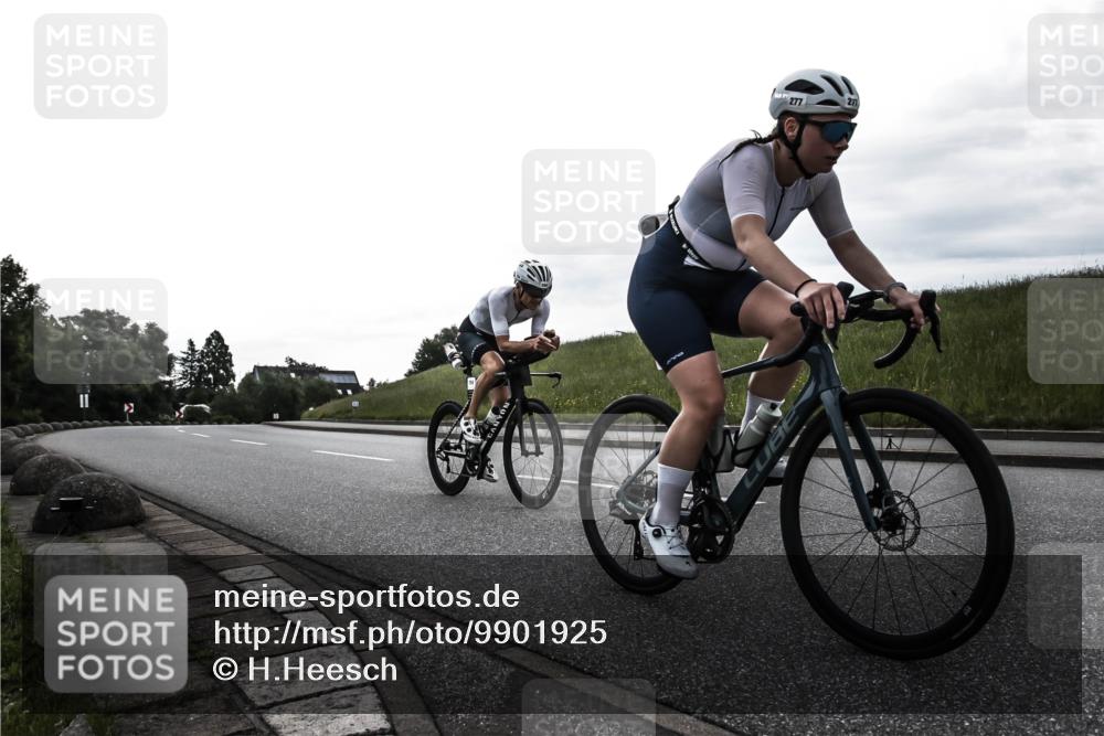 21.06.2026 - 29. Vierlanden-Triathlon H.Heesch http://msf.ph/oto/9901925 21.06.2026 09:28:23 Radfahren 151, 154, 277 meine-sportfotos.de