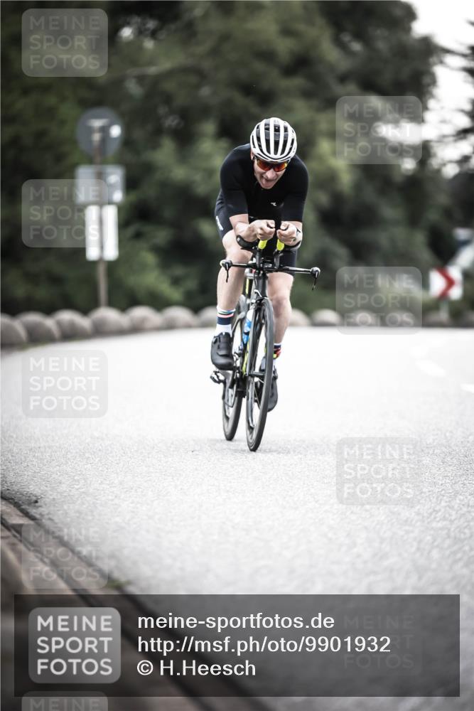 21.06.2026 - 29. Vierlanden-Triathlon H.Heesch http://msf.ph/oto/9901932 21.06.2026 09:42:03 Radfahren 191, 244, 1354 meine-sportfotos.de