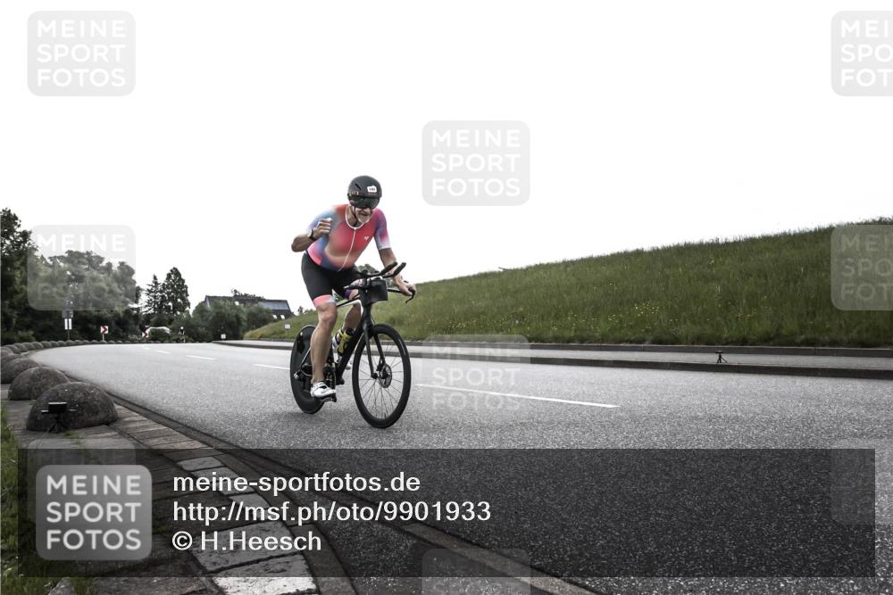 21.06.2026 - 29. Vierlanden-Triathlon H.Heesch http://msf.ph/oto/9901933 21.06.2026 09:29:15 Radfahren 5, 142, 181, 195 meine-sportfotos.de