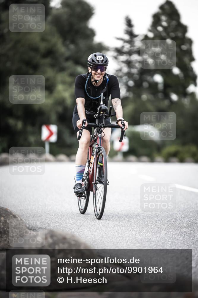 21.06.2026 - 29. Vierlanden-Triathlon H.Heesch http://msf.ph/oto/9901964 21.06.2026 10:12:41 Radfahren 245 meine-sportfotos.de