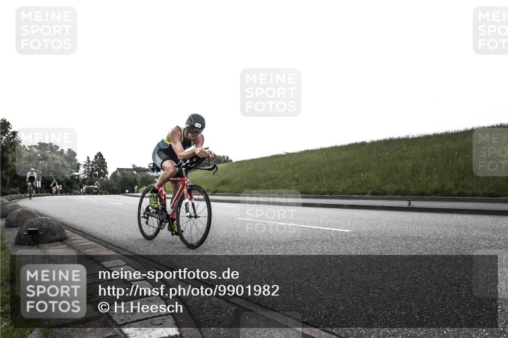21.06.2026 - 29. Vierlanden-Triathlon H.Heesch http://msf.ph/oto/9901982 21.06.2026 09:30:20 Radfahren 80, 118, 133 meine-sportfotos.de