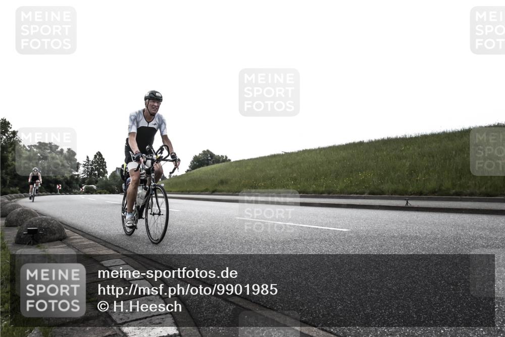 21.06.2026 - 29. Vierlanden-Triathlon H.Heesch http://msf.ph/oto/9901985 21.06.2026 09:30:23 Radfahren 80, 133, 246 meine-sportfotos.de