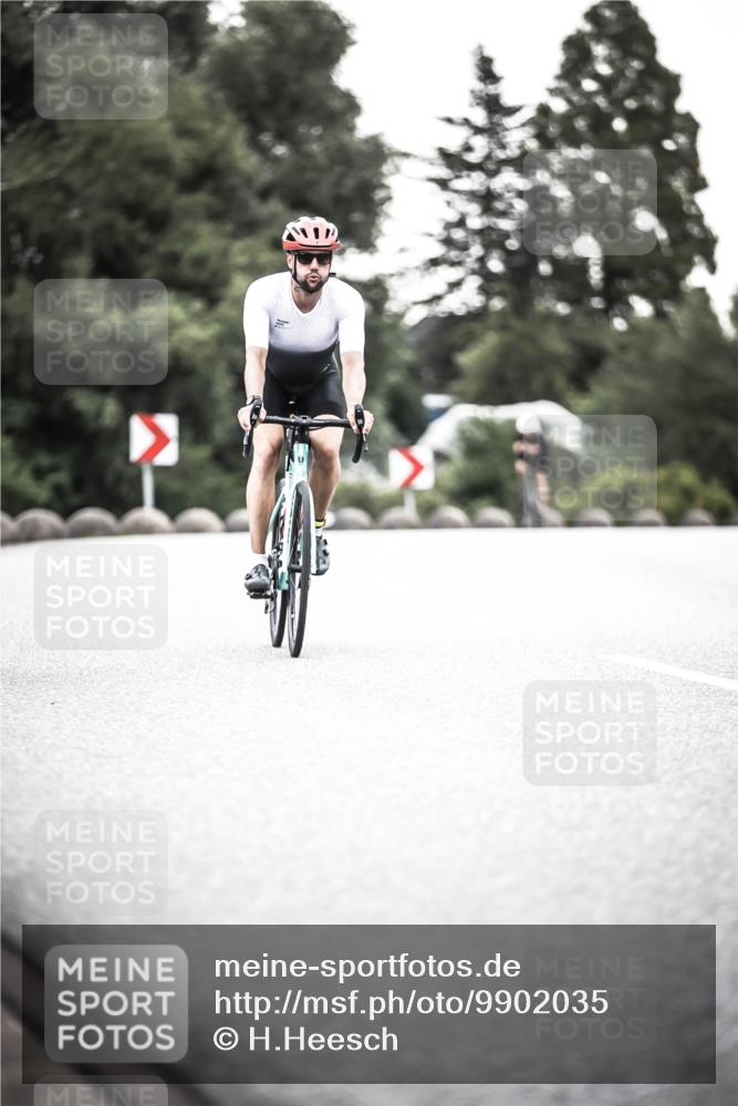 21.06.2026 - 29. Vierlanden-Triathlon H.Heesch http://msf.ph/oto/9902035 21.06.2026 09:43:50 Radfahren 23, 32, 33, 101, 111, 129, 178, 211, 216 meine-sportfotos.de