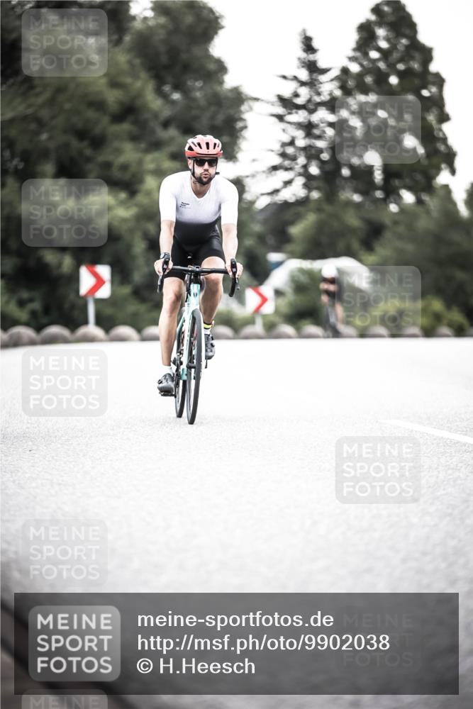21.06.2026 - 29. Vierlanden-Triathlon H.Heesch http://msf.ph/oto/9902038 21.06.2026 09:43:50 Radfahren 23, 32, 33, 101, 111, 129, 178, 211, 216 meine-sportfotos.de