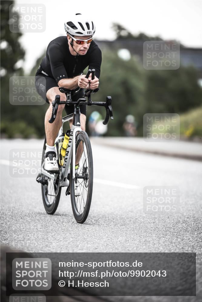 21.06.2026 - 29. Vierlanden-Triathlon H.Heesch http://msf.ph/oto/9902043 21.06.2026 10:12:55 Radfahren 151 meine-sportfotos.de