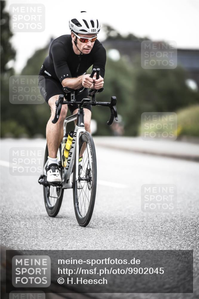 21.06.2026 - 29. Vierlanden-Triathlon H.Heesch http://msf.ph/oto/9902045 21.06.2026 10:12:55 Radfahren 151 meine-sportfotos.de