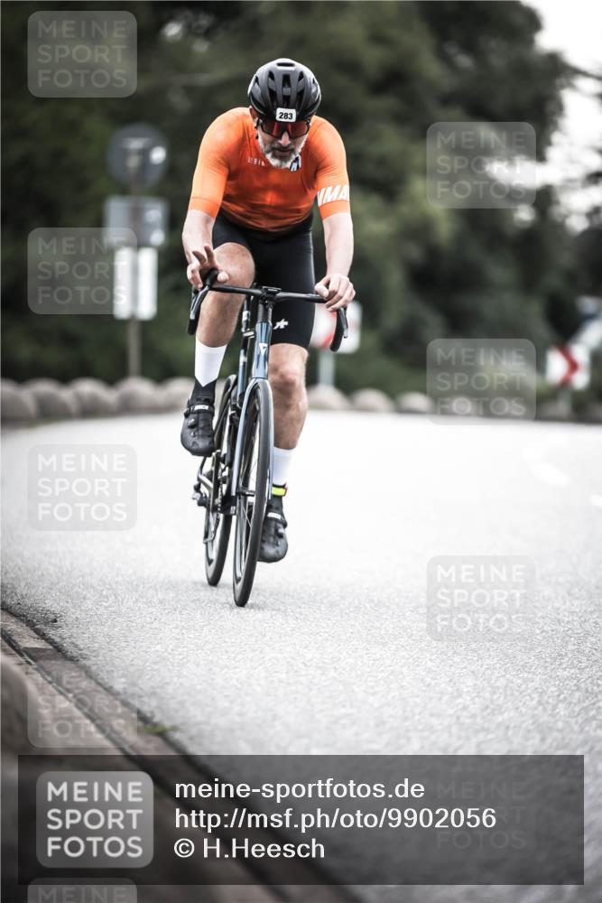 21.06.2026 - 29. Vierlanden-Triathlon H.Heesch http://msf.ph/oto/9902056 21.06.2026 09:44:11 Radfahren 76, 283, 299 meine-sportfotos.de
