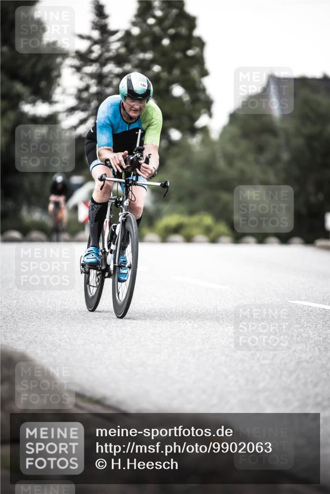 21.06.2026 - 29. Vierlanden-Triathlon H.Heesch http://msf.ph/oto/9902063 21.06.2026 10:13:03 Radfahren 48, 70, 180, 232, 429 meine-sportfotos.de