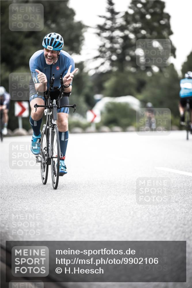 21.06.2026 - 29. Vierlanden-Triathlon H.Heesch http://msf.ph/oto/9902106 21.06.2026 09:45:15 Radfahren 79, 200, 261, 268, 290 meine-sportfotos.de
