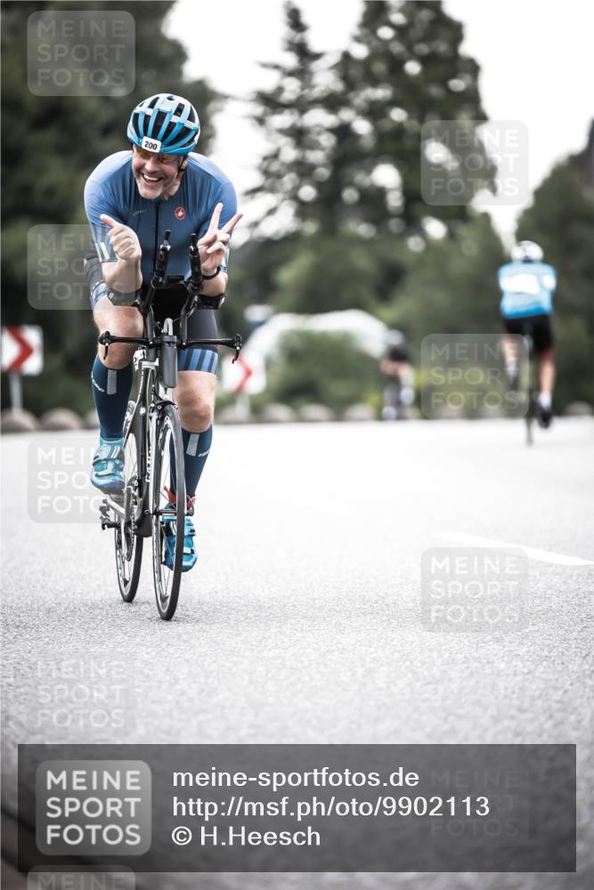 21.06.2026 - 29. Vierlanden-Triathlon H.Heesch http://msf.ph/oto/9902113 21.06.2026 09:45:15 Radfahren 79, 200, 261, 268, 290 meine-sportfotos.de