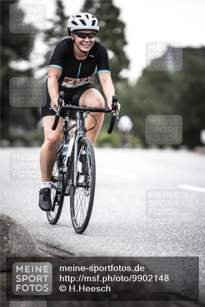 21.06.2026 - 29. Vierlanden-Triathlon H.Heesch http://msf.ph/oto/9902148 21.06.2026 10:13:07 Radfahren 36, 48, 70, 180, 232, 275, 429 meine-sportfotos.de