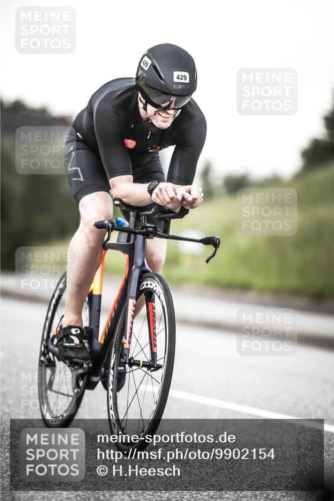 21.06.2026 - 29. Vierlanden-Triathlon H.Heesch http://msf.ph/oto/9902154 21.06.2026 10:13:08 Radfahren 36, 48, 70, 232, 275, 429 meine-sportfotos.de