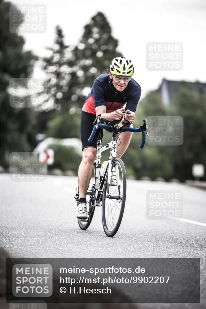 21.06.2026 - 29. Vierlanden-Triathlon H.Heesch http://msf.ph/oto/9902207 21.06.2026 09:47:05 Radfahren 148, 172, 288 meine-sportfotos.de
