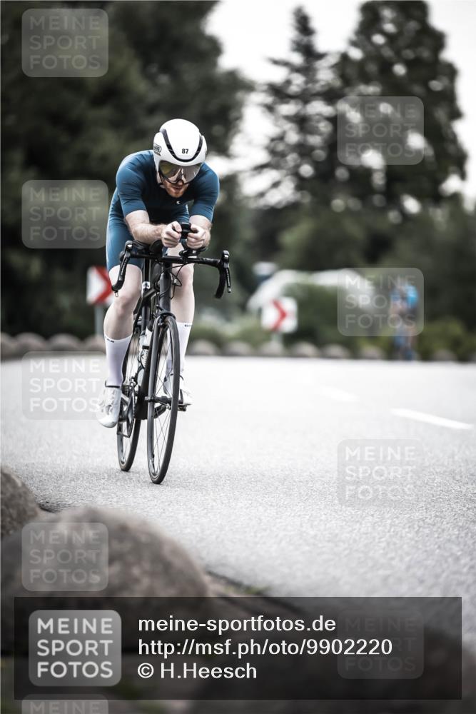 21.06.2026 - 29. Vierlanden-Triathlon H.Heesch http://msf.ph/oto/9902220 21.06.2026 09:48:30 Radfahren 12, 14, 36, 87 meine-sportfotos.de