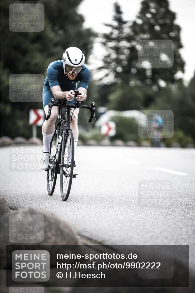21.06.2026 - 29. Vierlanden-Triathlon H.Heesch http://msf.ph/oto/9902222 21.06.2026 09:48:30 Radfahren 12, 14, 36, 87 meine-sportfotos.de