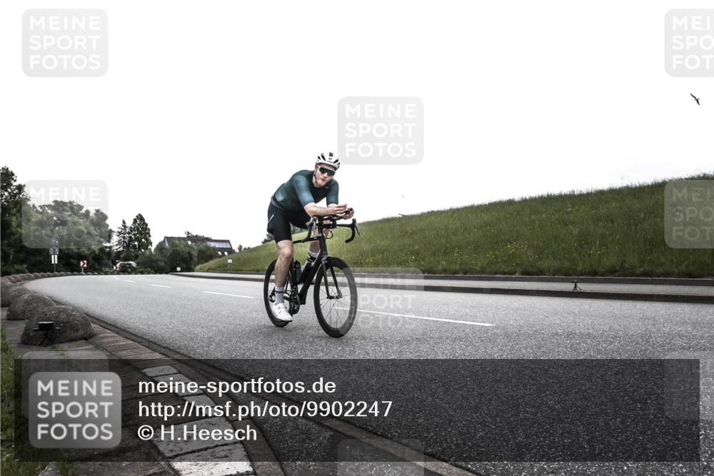 21.06.2026 - 29. Vierlanden-Triathlon H.Heesch http://msf.ph/oto/9902247 21.06.2026 09:39:22 Radfahren 52, 80, 113 meine-sportfotos.de