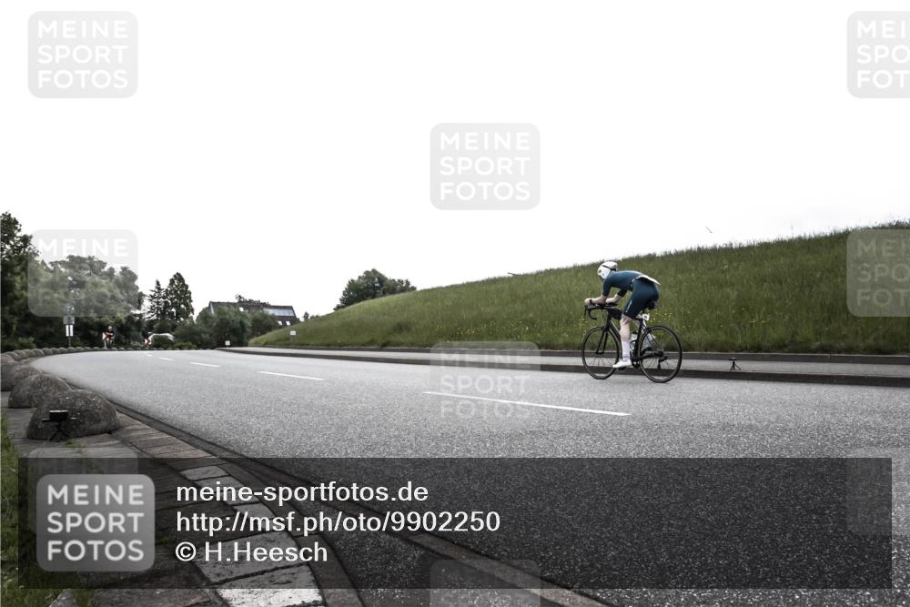21.06.2026 - 29. Vierlanden-Triathlon H.Heesch http://msf.ph/oto/9902250 21.06.2026 09:39:24 Radfahren 80, 113 meine-sportfotos.de