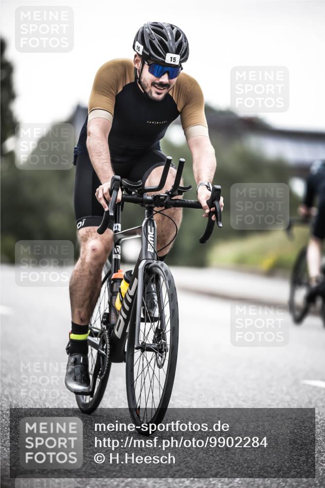 21.06.2026 - 29. Vierlanden-Triathlon H.Heesch http://msf.ph/oto/9902284 21.06.2026 09:51:10 Radfahren 15, 228, 244 meine-sportfotos.de