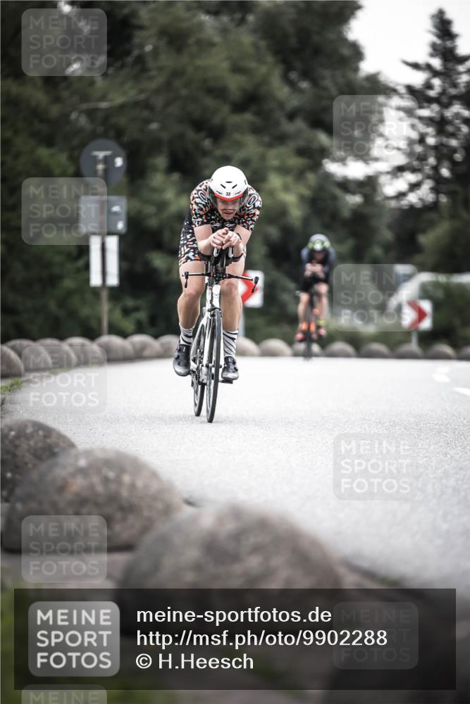 21.06.2026 - 29. Vierlanden-Triathlon H.Heesch http://msf.ph/oto/9902288 21.06.2026 09:51:23 Radfahren 32, 41, 42, 129 meine-sportfotos.de