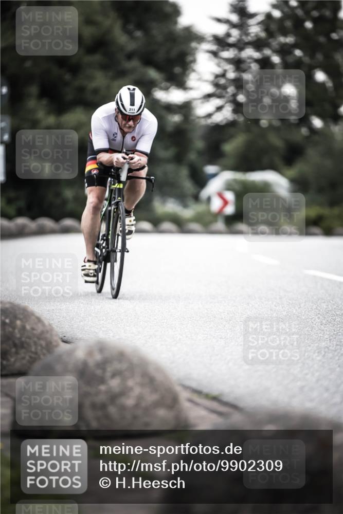 21.06.2026 - 29. Vierlanden-Triathlon H.Heesch http://msf.ph/oto/9902309 21.06.2026 09:52:06 Radfahren 76, 84, 132, 169, 211, 274, 300 meine-sportfotos.de