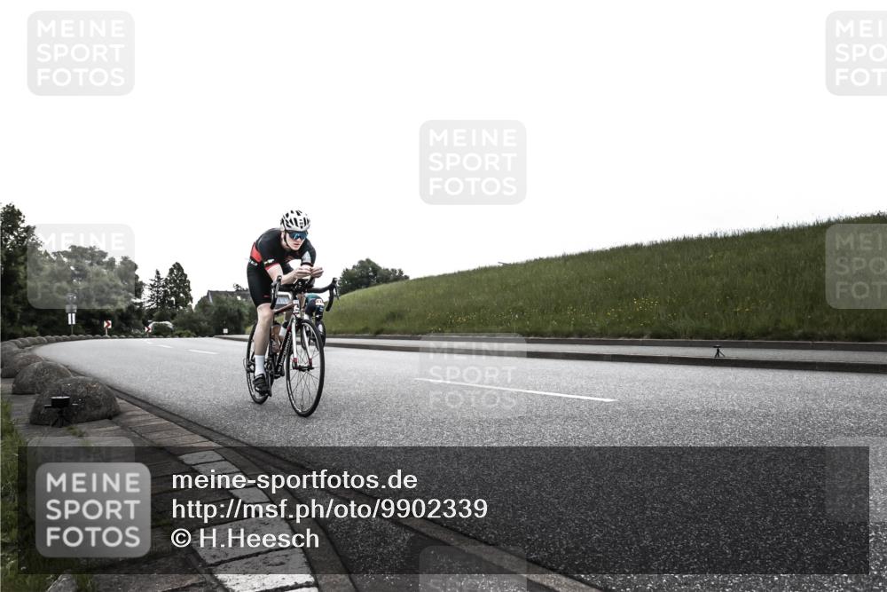21.06.2026 - 29. Vierlanden-Triathlon H.Heesch http://msf.ph/oto/9902339 21.06.2026 09:41:51 Radfahren 15, 89 meine-sportfotos.de