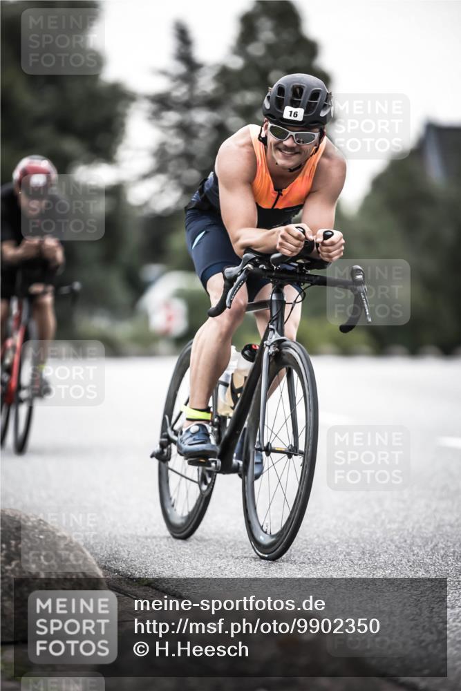 21.06.2026 - 29. Vierlanden-Triathlon H.Heesch http://msf.ph/oto/9902350 21.06.2026 09:52:34 Radfahren 16, 63, 77, 192 meine-sportfotos.de