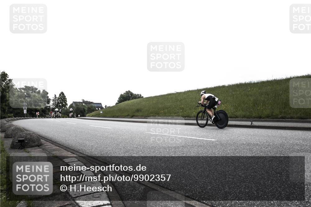 21.06.2026 - 29. Vierlanden-Triathlon H.Heesch http://msf.ph/oto/9902357 21.06.2026 09:42:36 Radfahren  meine-sportfotos.de