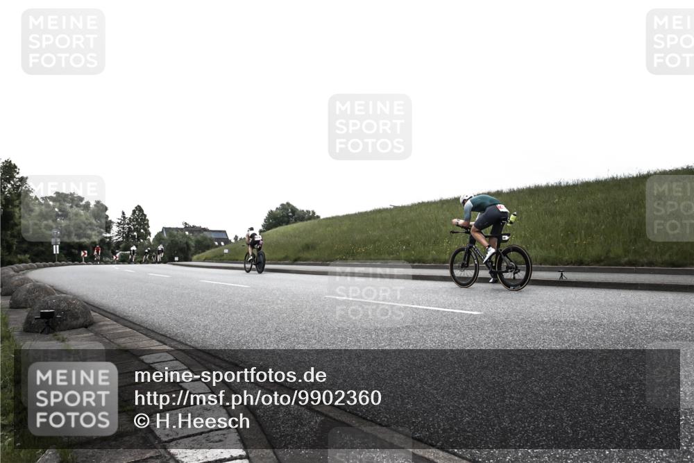 21.06.2026 - 29. Vierlanden-Triathlon H.Heesch http://msf.ph/oto/9902360 21.06.2026 09:42:37 Radfahren 121 meine-sportfotos.de