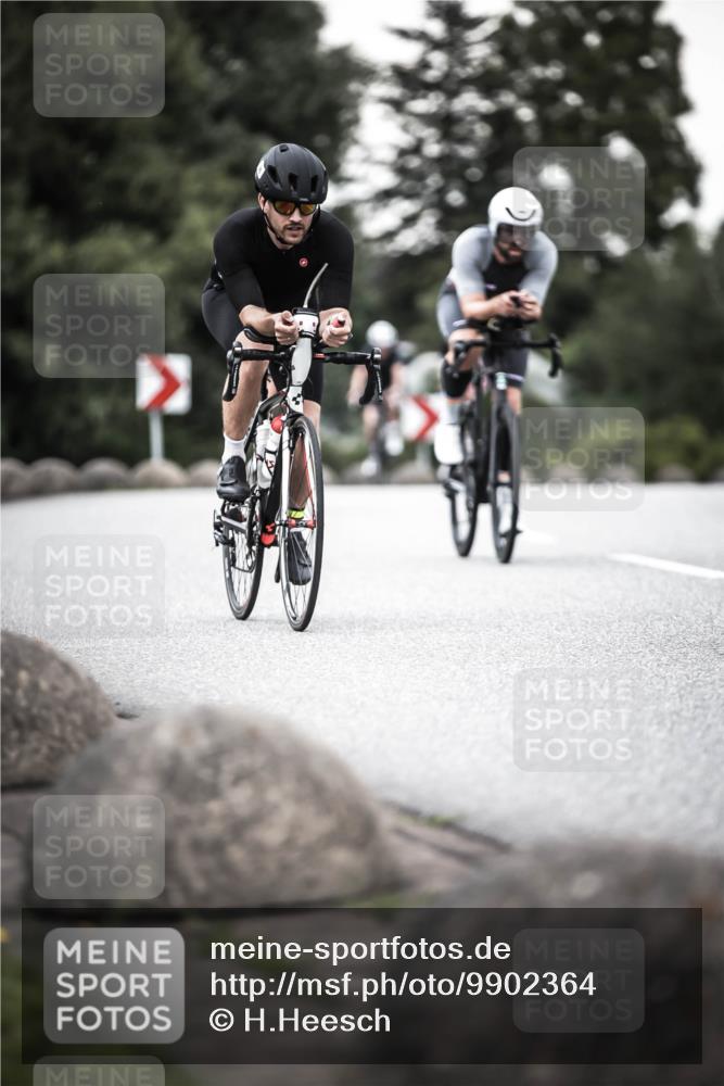 21.06.2026 - 29. Vierlanden-Triathlon H.Heesch http://msf.ph/oto/9902364 21.06.2026 10:13:27 Radfahren 9, 26, 75, 90, 236, 276 meine-sportfotos.de