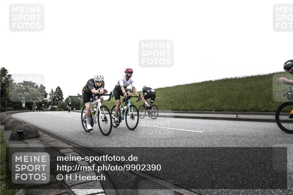 21.06.2026 - 29. Vierlanden-Triathlon H.Heesch http://msf.ph/oto/9902390 21.06.2026 09:43:51 Radfahren 23, 32, 33, 101, 211, 216 meine-sportfotos.de