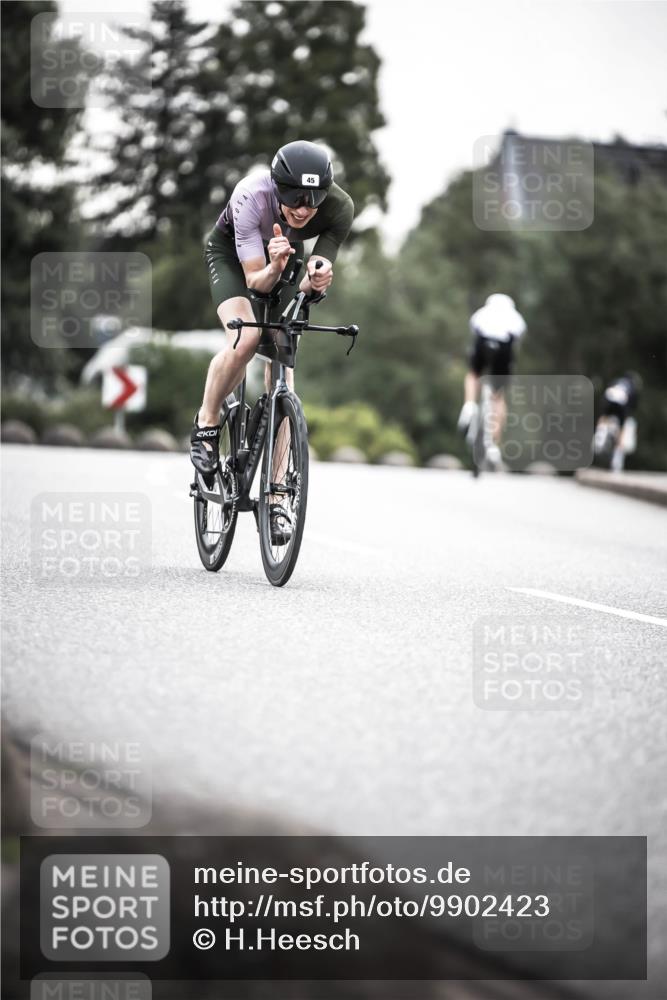 21.06.2026 - 29. Vierlanden-Triathlon H.Heesch http://msf.ph/oto/9902423 21.06.2026 09:54:03 Radfahren 45, 271 meine-sportfotos.de
