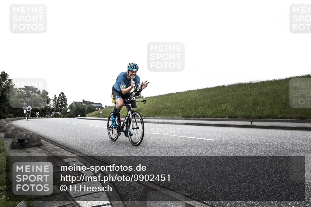 21.06.2026 - 29. Vierlanden-Triathlon H.Heesch http://msf.ph/oto/9902451 21.06.2026 09:45:16 Radfahren 200, 268, 290 meine-sportfotos.de