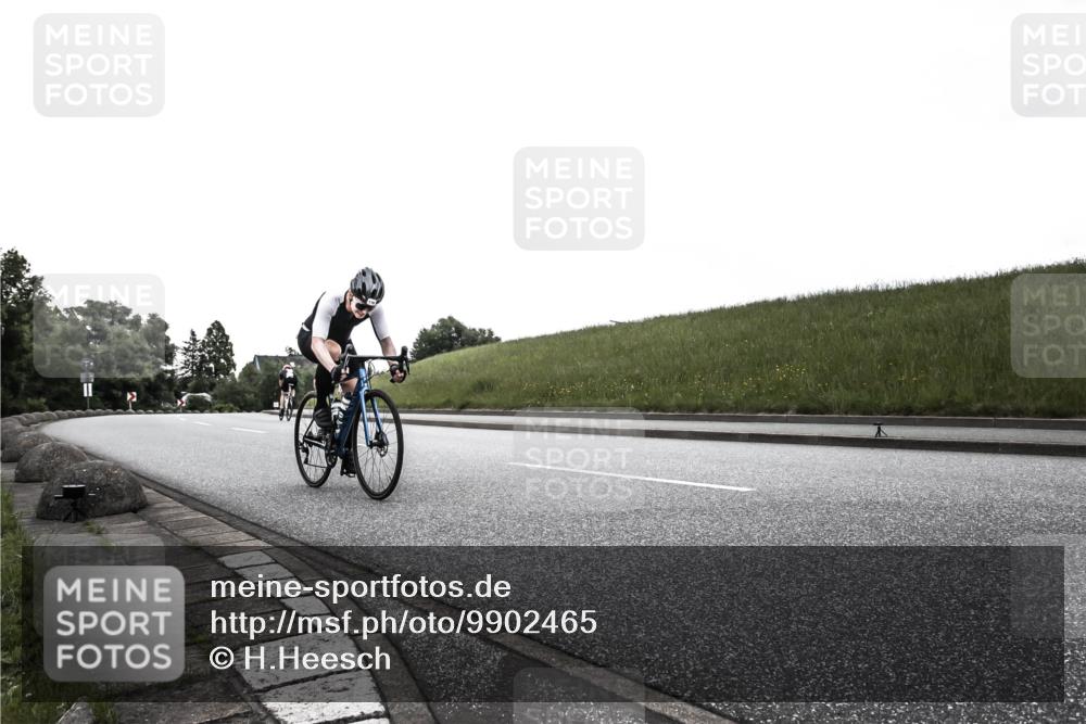 21.06.2026 - 29. Vierlanden-Triathlon H.Heesch http://msf.ph/oto/9902465 21.06.2026 09:45:38 Radfahren 20, 176 meine-sportfotos.de