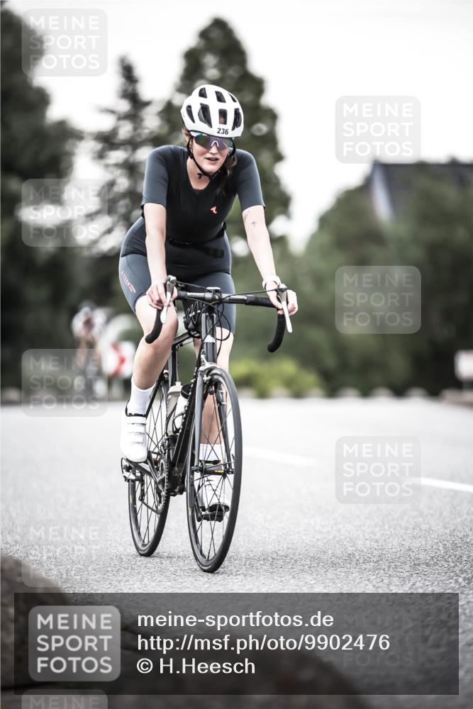 21.06.2026 - 29. Vierlanden-Triathlon H.Heesch http://msf.ph/oto/9902476 21.06.2026 10:13:33 Radfahren 44, 75, 236 meine-sportfotos.de