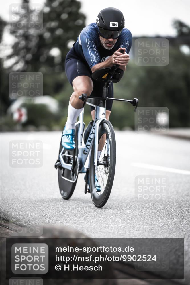 21.06.2026 - 29. Vierlanden-Triathlon H.Heesch http://msf.ph/oto/9902524 21.06.2026 09:55:38 Radfahren 142, 177, 184, 252 meine-sportfotos.de