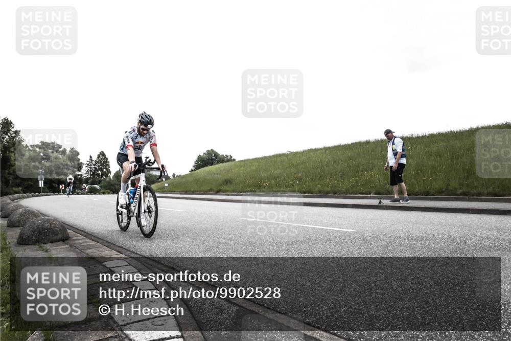 21.06.2026 - 29. Vierlanden-Triathlon H.Heesch http://msf.ph/oto/9902528 21.06.2026 09:47:31 Radfahren 3, 19, 114 meine-sportfotos.de