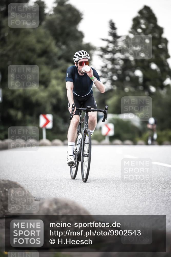 21.06.2026 - 29. Vierlanden-Triathlon H.Heesch http://msf.ph/oto/9902543 21.06.2026 10:13:42 Radfahren 86, 289 meine-sportfotos.de