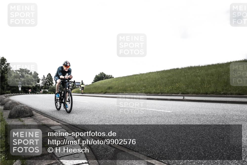 21.06.2026 - 29. Vierlanden-Triathlon H.Heesch http://msf.ph/oto/9902576 21.06.2026 09:48:50 Radfahren 138, 247 meine-sportfotos.de