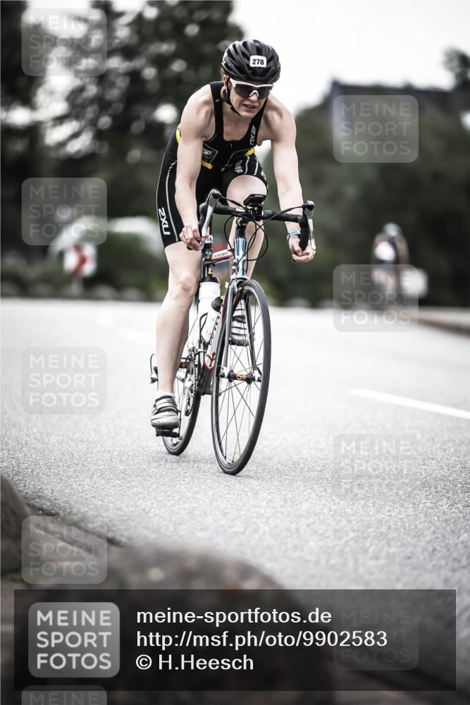 21.06.2026 - 29. Vierlanden-Triathlon H.Heesch http://msf.ph/oto/9902583 21.06.2026 09:57:24 Radfahren 278 meine-sportfotos.de