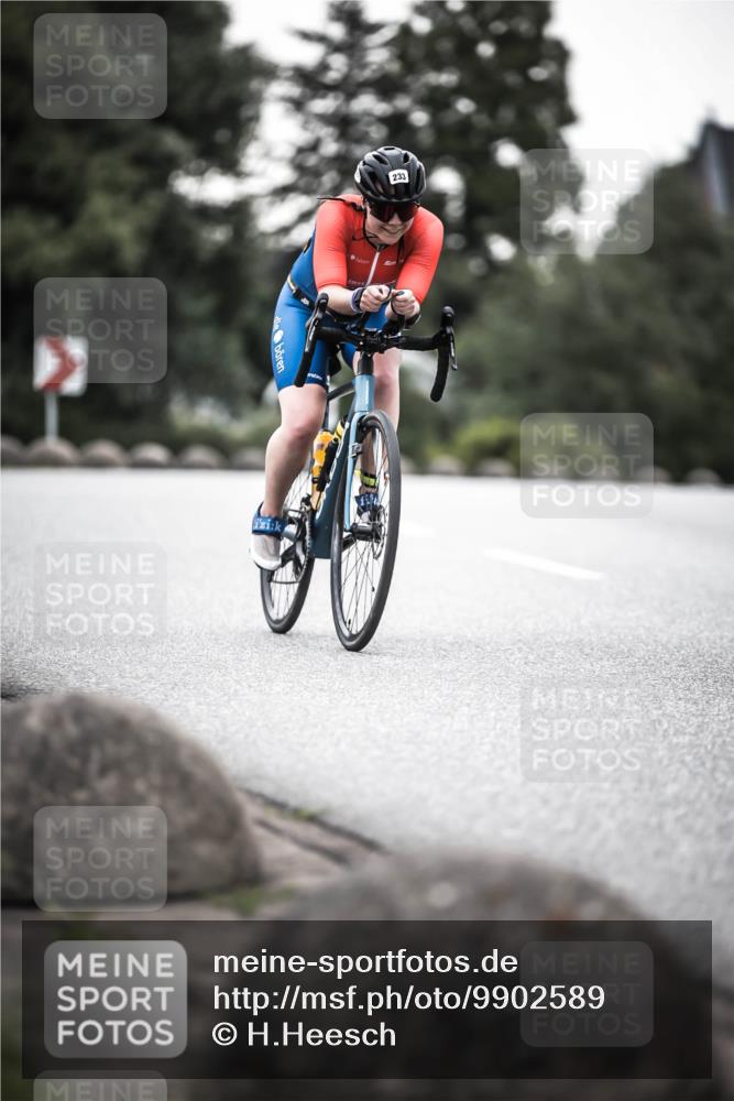 21.06.2026 - 29. Vierlanden-Triathlon H.Heesch http://msf.ph/oto/9902589 21.06.2026 09:57:32 Radfahren 159, 207, 233 meine-sportfotos.de