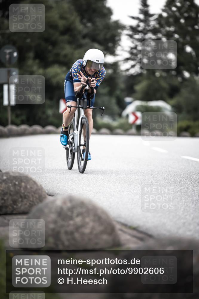 21.06.2026 - 29. Vierlanden-Triathlon H.Heesch http://msf.ph/oto/9902606 21.06.2026 09:57:48 Radfahren 145, 147 meine-sportfotos.de