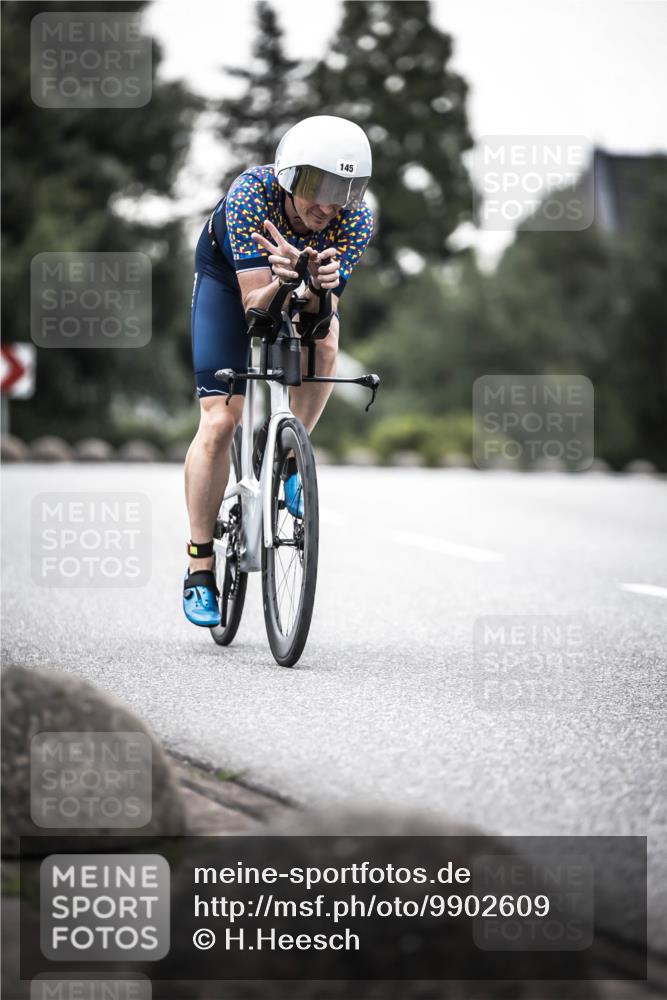 21.06.2026 - 29. Vierlanden-Triathlon H.Heesch http://msf.ph/oto/9902609 21.06.2026 09:57:49 Radfahren 145, 147 meine-sportfotos.de