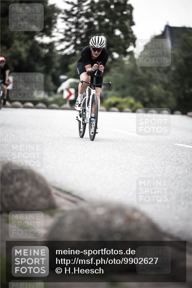 21.06.2026 - 29. Vierlanden-Triathlon H.Heesch http://msf.ph/oto/9902627 21.06.2026 09:58:03 Radfahren 19, 54, 267 meine-sportfotos.de