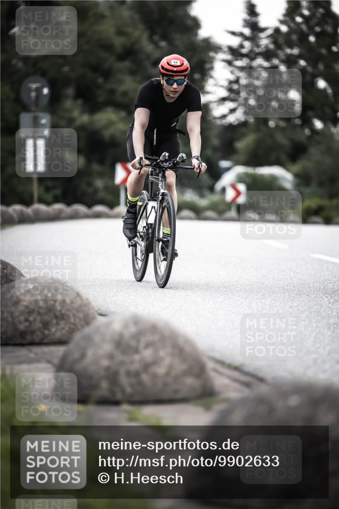 21.06.2026 - 29. Vierlanden-Triathlon H.Heesch http://msf.ph/oto/9902633 21.06.2026 09:58:07 Radfahren 19, 54, 267 meine-sportfotos.de