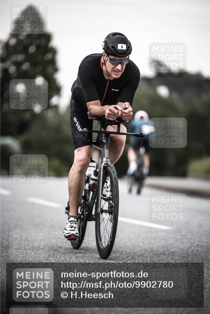 21.06.2026 - 29. Vierlanden-Triathlon H.Heesch http://msf.ph/oto/9902780 21.06.2026 10:14:24 Radfahren 5, 94, 204, 241 meine-sportfotos.de