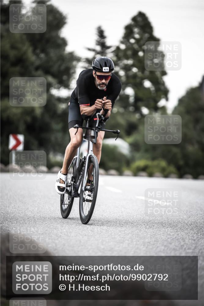 21.06.2026 - 29. Vierlanden-Triathlon H.Heesch http://msf.ph/oto/9902792 21.06.2026 10:14:36 Radfahren 31, 425 meine-sportfotos.de