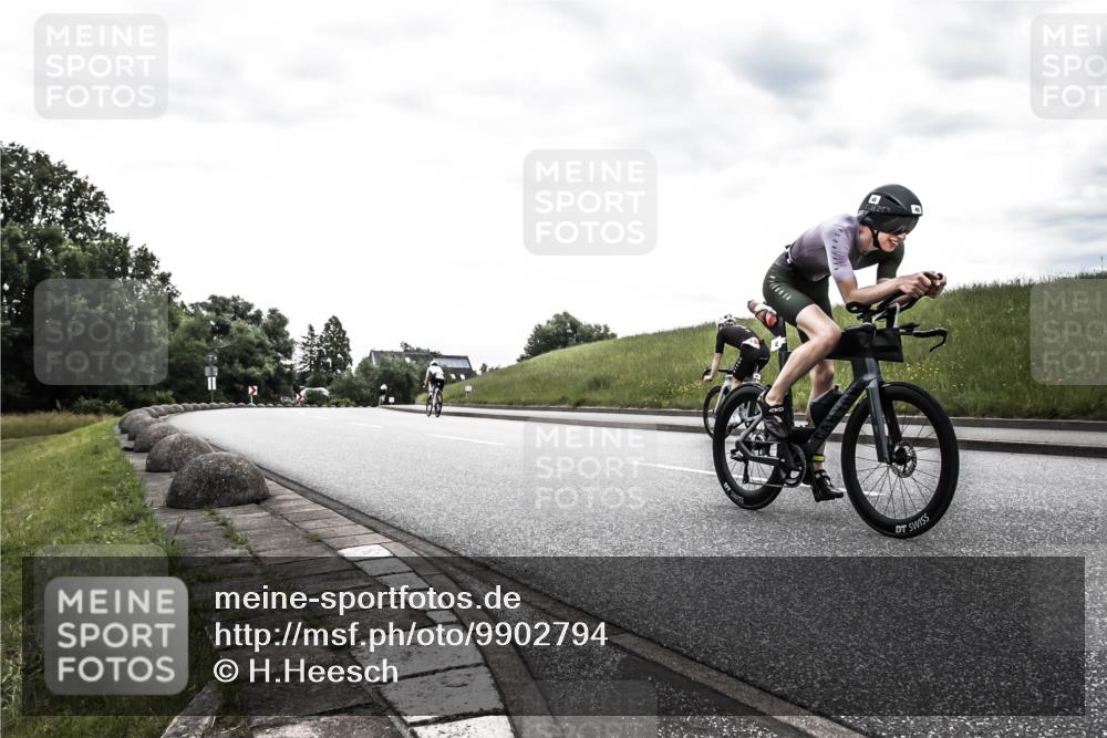 21.06.2026 - 29. Vierlanden-Triathlon H.Heesch http://msf.ph/oto/9902794 21.06.2026 09:54:04 Radfahren 45, 271 meine-sportfotos.de