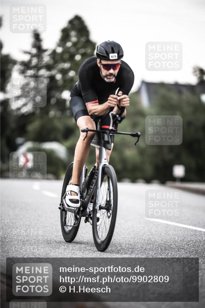 21.06.2026 - 29. Vierlanden-Triathlon H.Heesch http://msf.ph/oto/9902809 21.06.2026 10:14:37 Radfahren 31, 425 meine-sportfotos.de