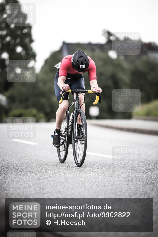21.06.2026 - 29. Vierlanden-Triathlon H.Heesch http://msf.ph/oto/9902822 21.06.2026 10:02:42 Radfahren 56, 139, 179, 198, 245, 367 meine-sportfotos.de