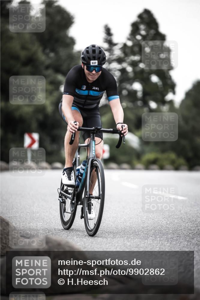 21.06.2026 - 29. Vierlanden-Triathlon H.Heesch http://msf.ph/oto/9902862 21.06.2026 10:04:05 Radfahren 142, 151, 154, 181, 337 meine-sportfotos.de